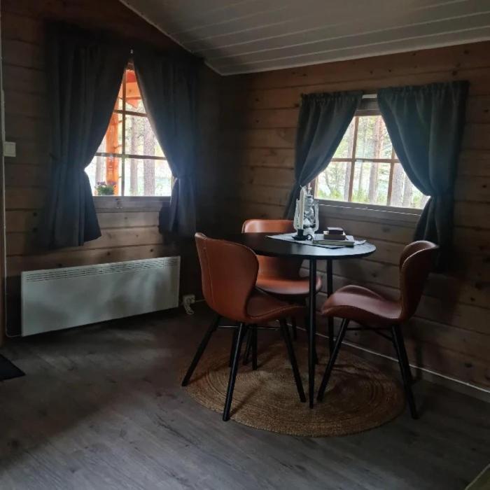 Torfoss Gard, Hytte Utleie, Campingvogn Og Bobil Plasser Potka Esterno foto