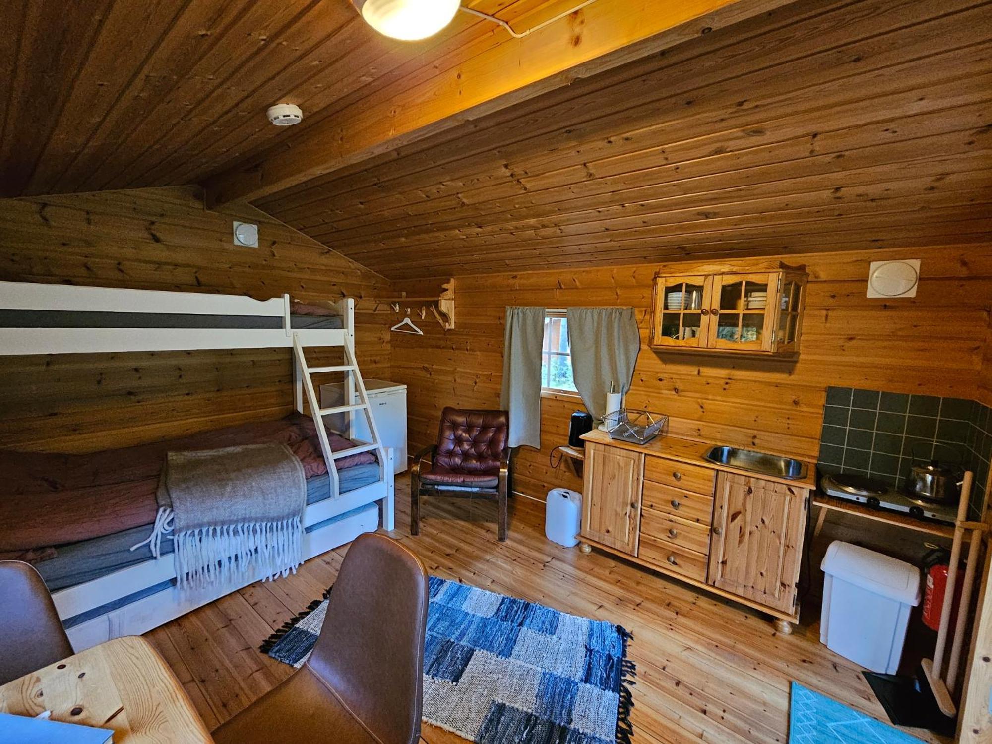Torfoss Gard, Hytte Utleie, Campingvogn Og Bobil Plasser Potka Esterno foto